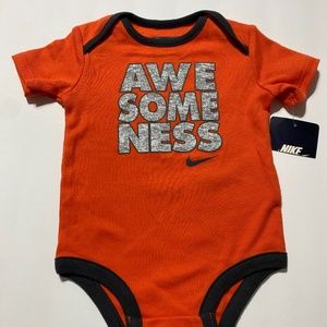 New Baby Nike- Awesomeness Bodysuit, 0-3M, Orange, NWT